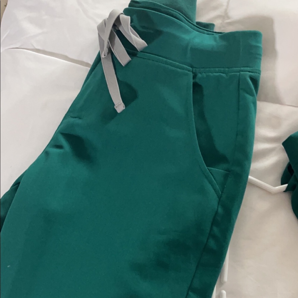 Zamora size small